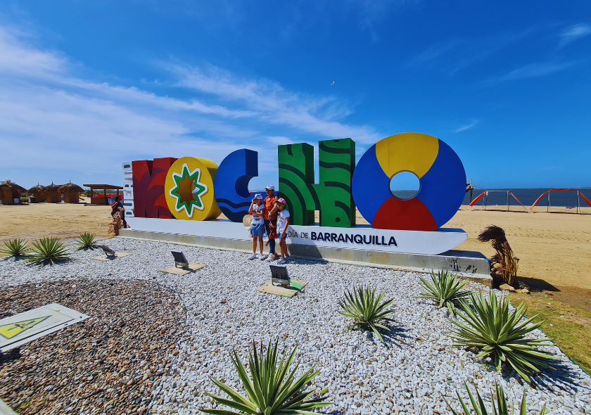 LETRAS EN PUERTO MOCHO